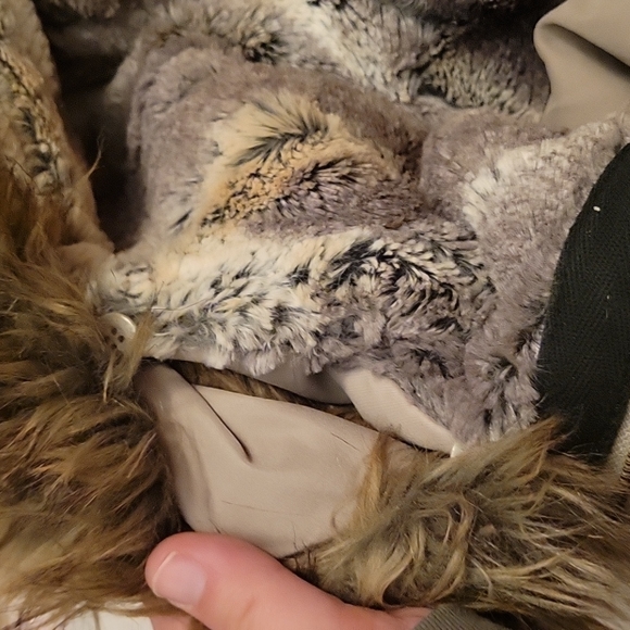 1 Madison Expedition Exclusive Collection Winter Jacket - Picture 5 of 5